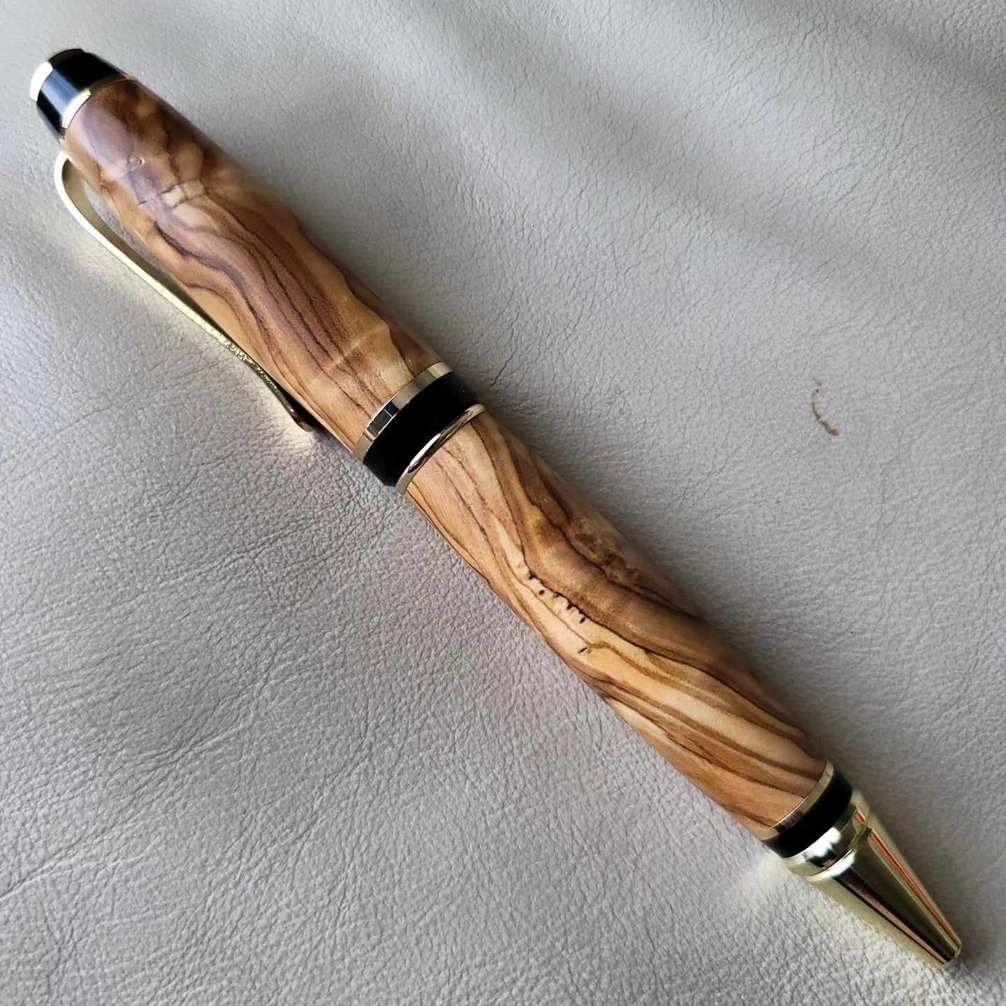 Cigar Twist Pen