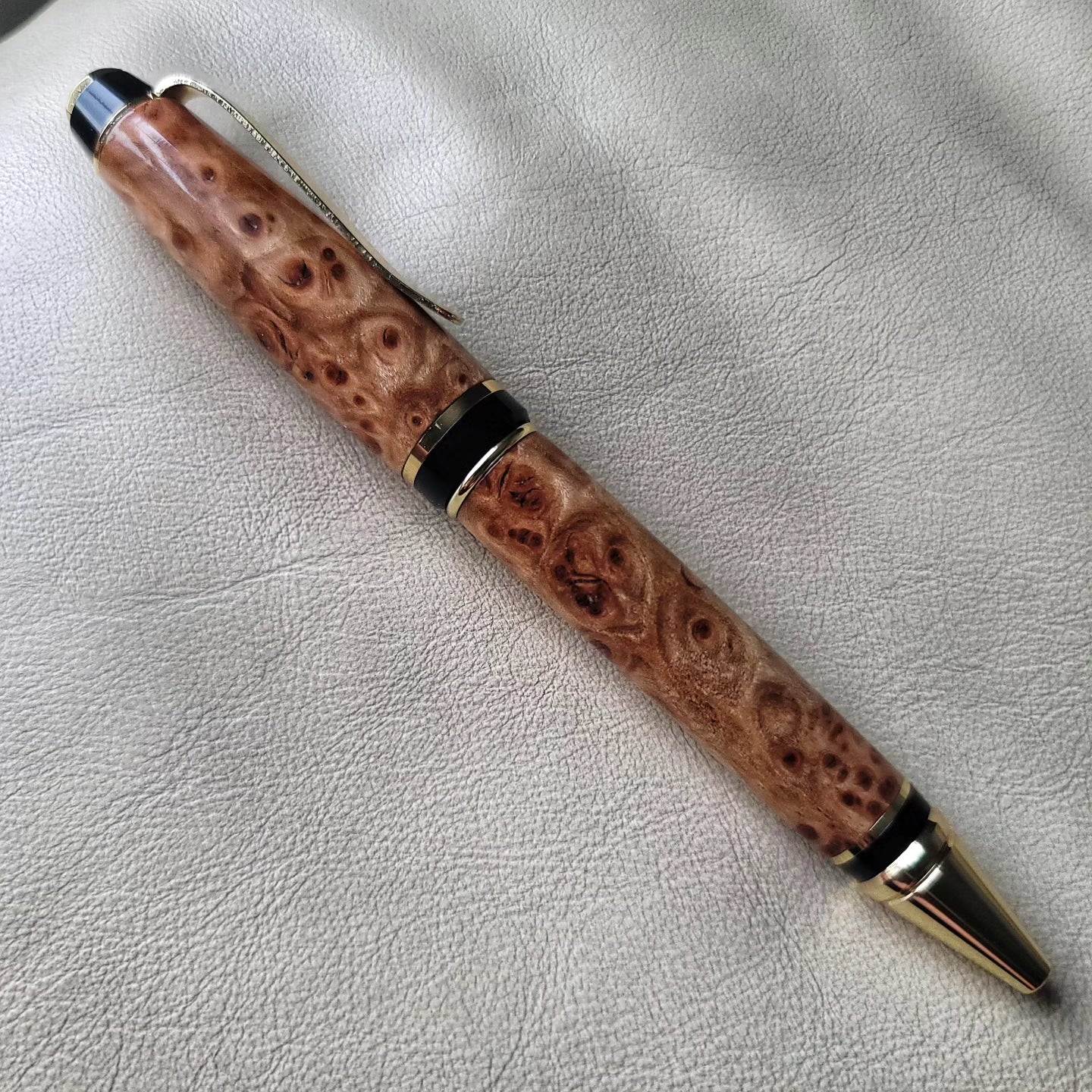 Cigar Twist Pen