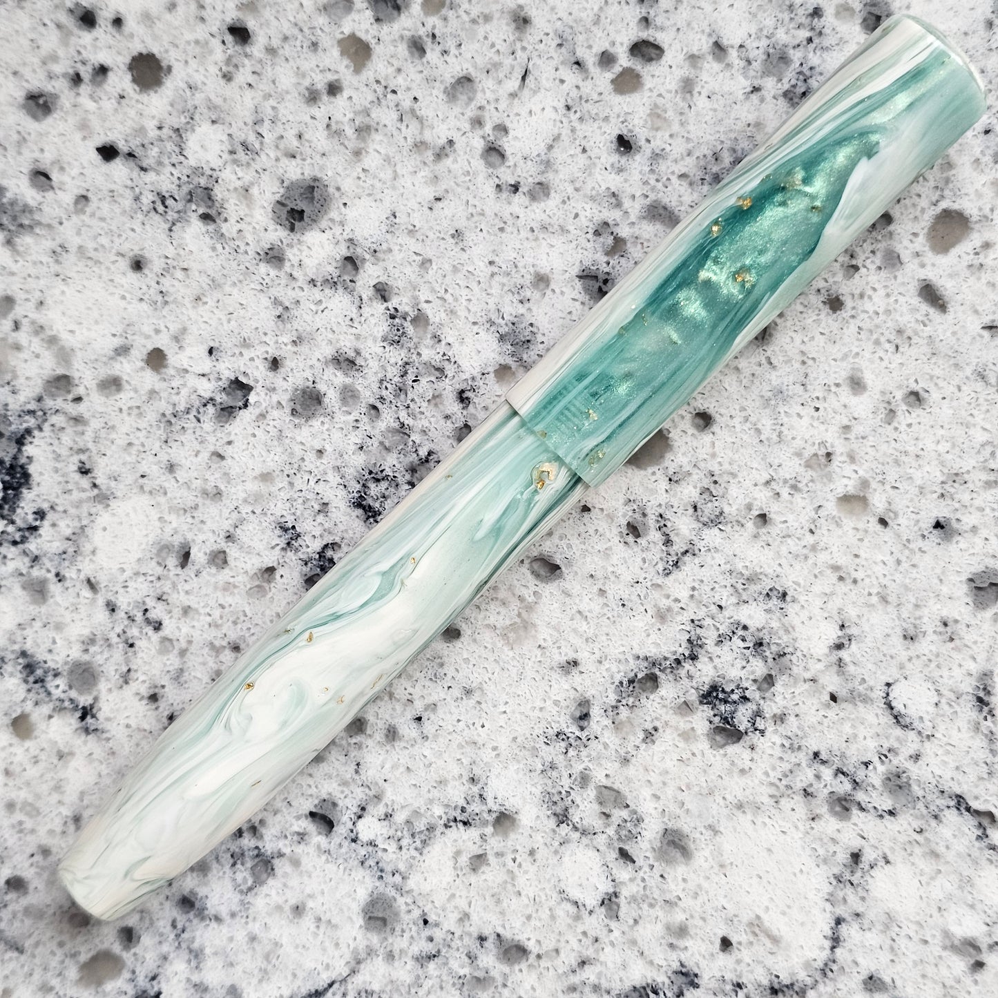 Gilded Menthe Koi Floral Finial Fountain Pen