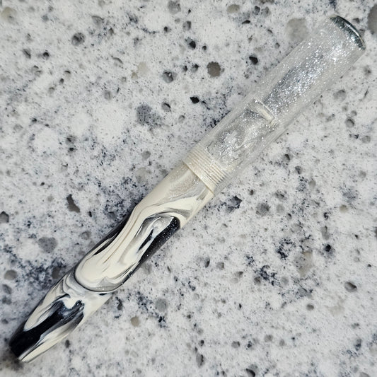 Fubuki Koi Floral Finial Fountain Pen