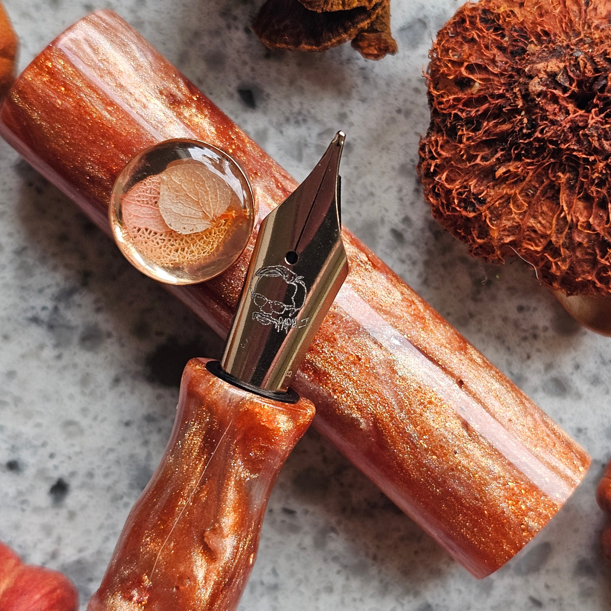 Autumn  Blush Floral Rollstop Fountain