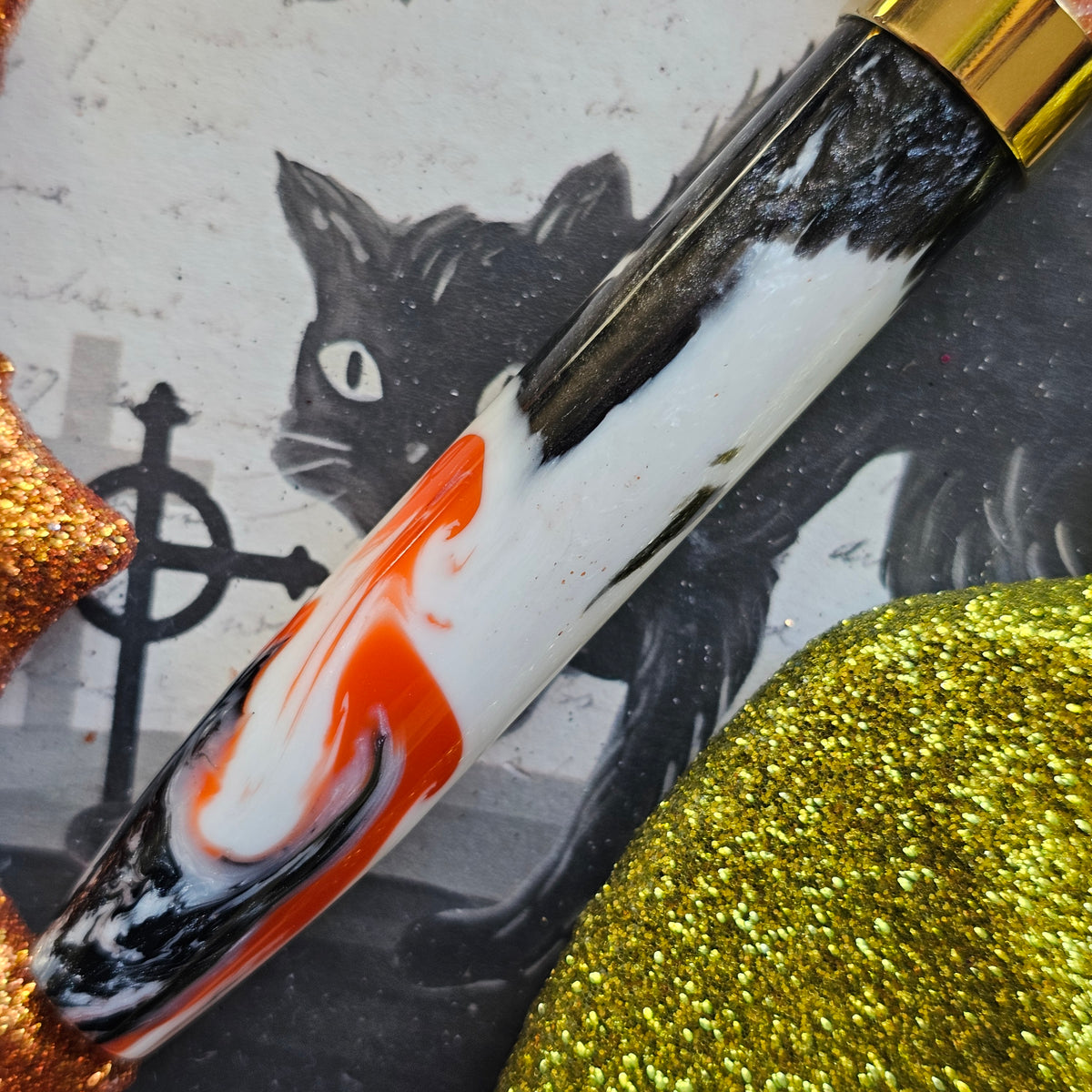 Spooky Sparkle Floral Finial (Broad Nib)
