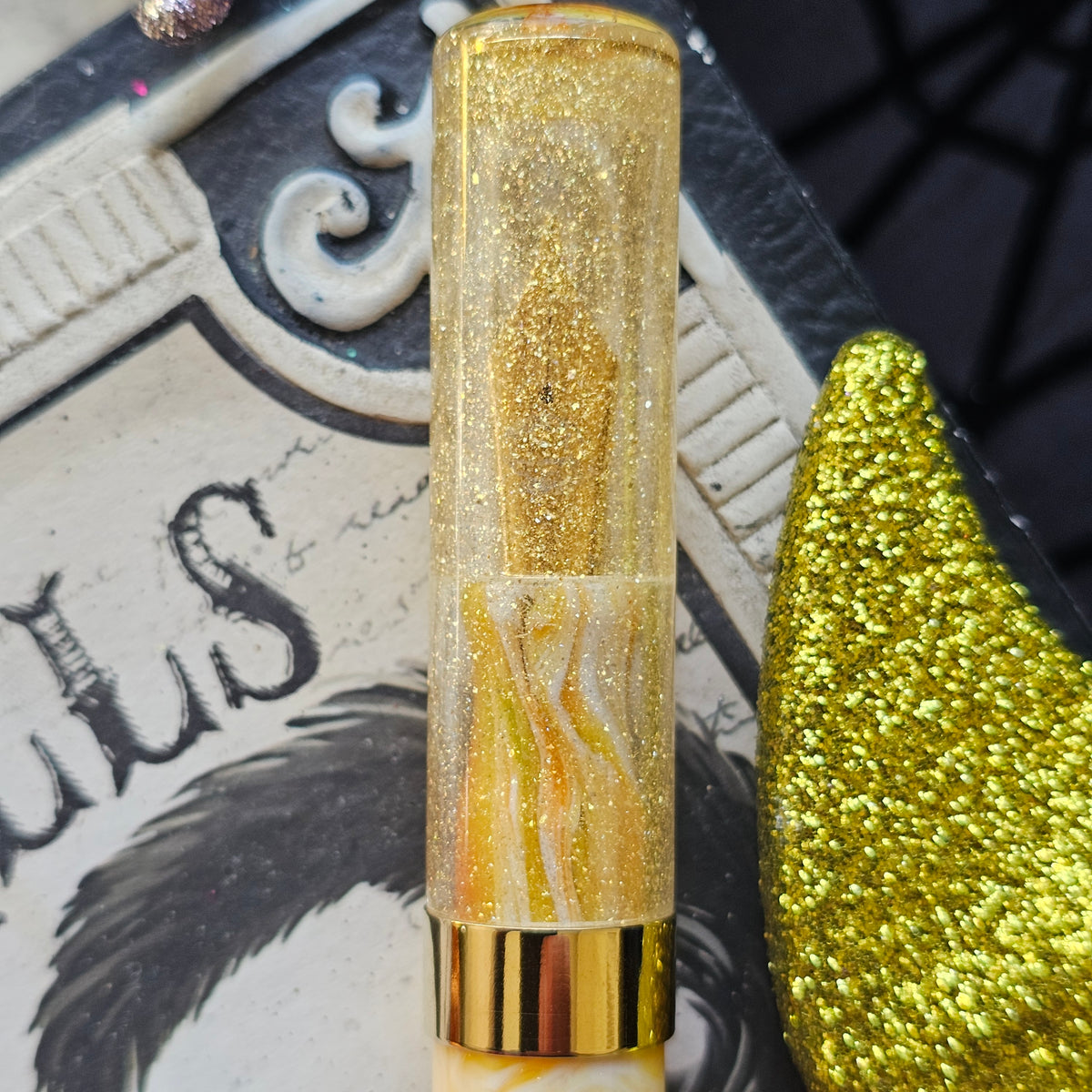 Gilded Candy Corn Floral Finial Fountain