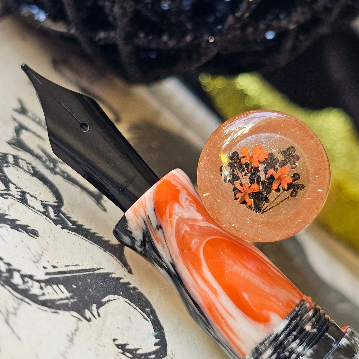 Spooky Sparkle Floral Finial (Med Nib)