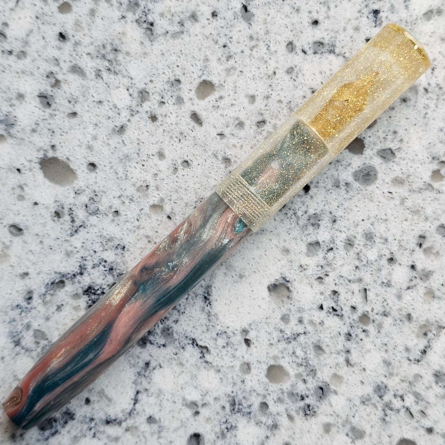 Toni's Towel Floral Finial Fountain Pen