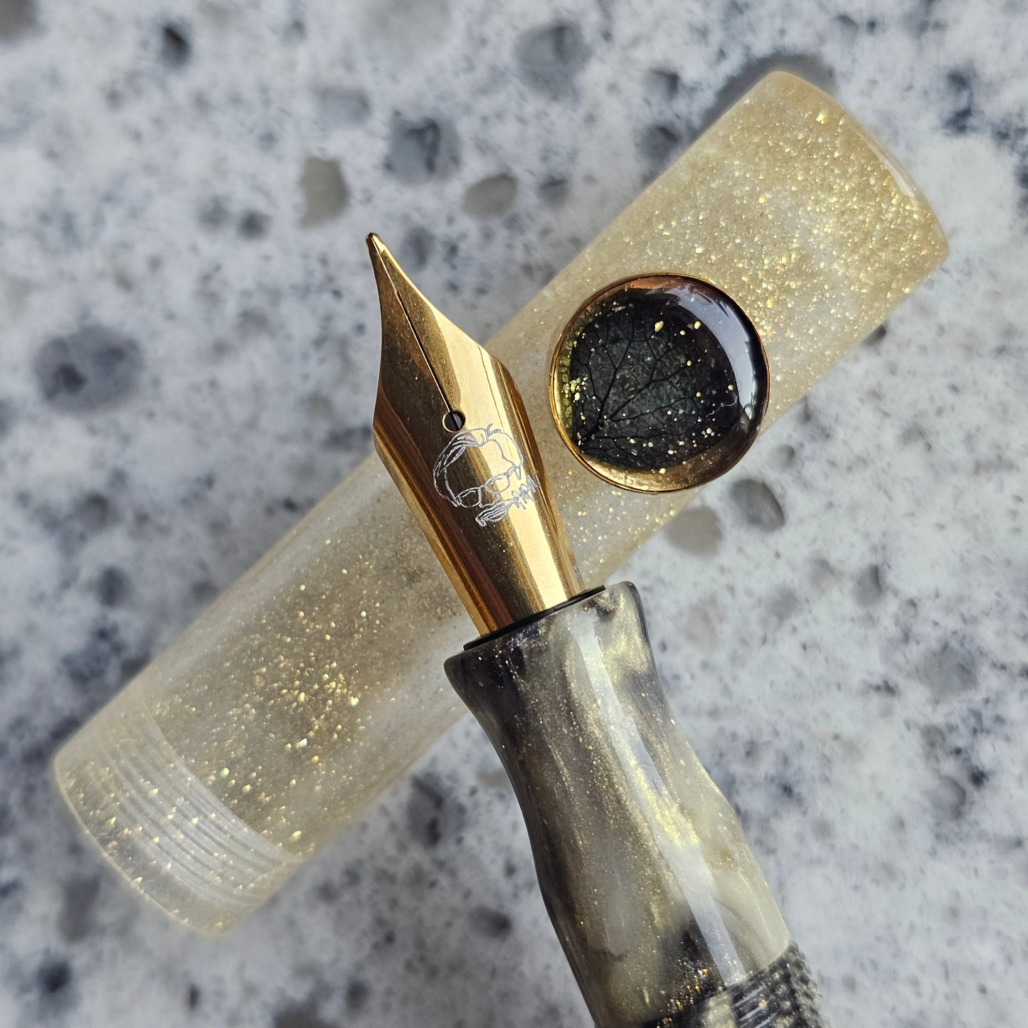 Obsidian Mermaid Floral Rollstop Fountain